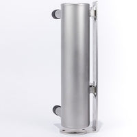 nstallatie van de Vita Blue 13 watervitalisator voor het verbeteren van waterkwaliteit in je woning. Eenvoudige installatie zonder filters.